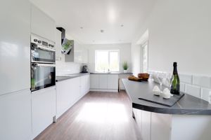 Open Plan Kitchen Diner/Lounge- click for photo gallery